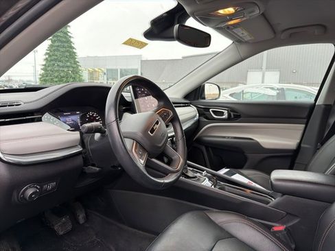 Used 2022 Jeep Compass Limited image 15