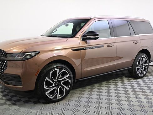 New 2026 Lincoln Navigator Black Label AWD/4WD image 2