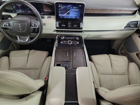 Used 2019 Lincoln Navigator L Reserve w/ Cargo Package image 15