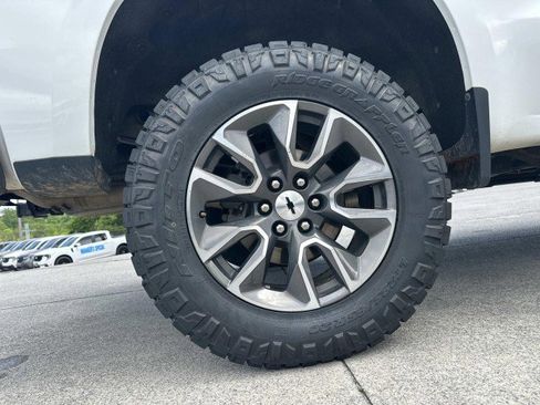 Used 2021 Chevrolet Silverado 1500 RST w/ All Star Edition Plus AWD/4WD image 17
