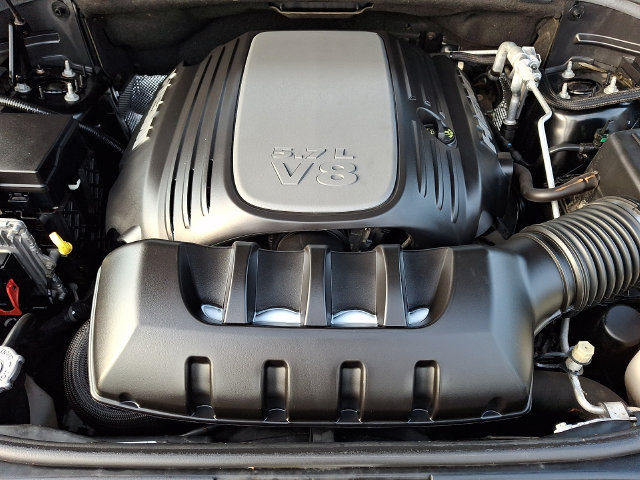 Used 2018 Jeep Grand Cherokee Limited AWD/4WD image 28