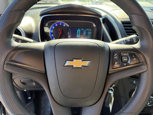 Used 2016 Chevrolet Trax LS image 30