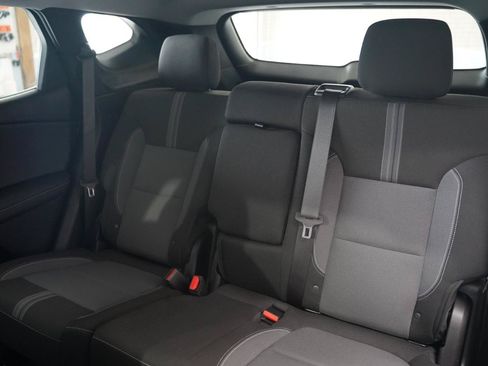 Used 2024 Chevrolet Blazer LT w/ Convenience Package FWD image 36