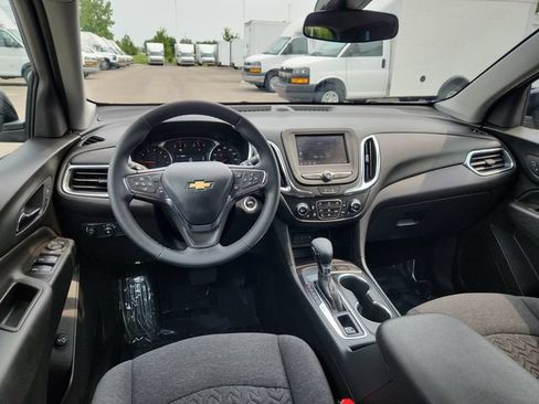 Used 2024 Chevrolet Equinox LT w/ LPO, Floor Liner Package FWD image 36