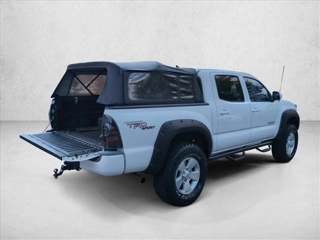 Used 2013 Toyota Tacoma 4x4 Double Cab w/ TRD Sport Pkg image 5