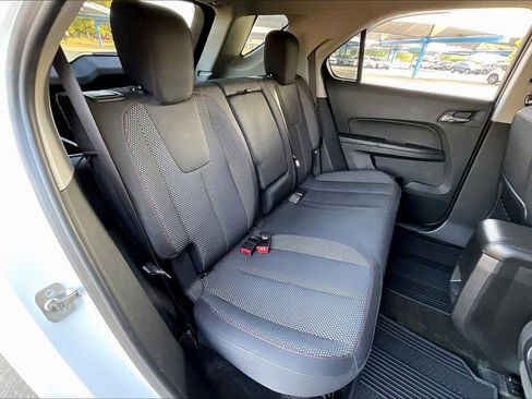 Used 2017 Chevrolet Equinox LT w/ Convenience Package image 19