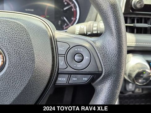 Used 2024 Toyota RAV4 XLE FWD image 18