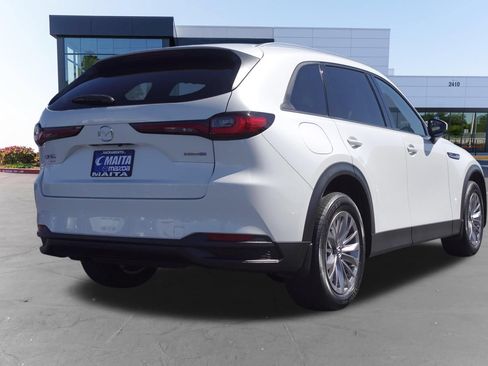 Used 2024 MAZDA CX-90 Plug-In Hybrid w/ Preferred AWD/4WD image 4