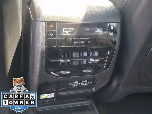 Used 2023 Jeep Grand Cherokee L Laredo AWD/4WD image 12