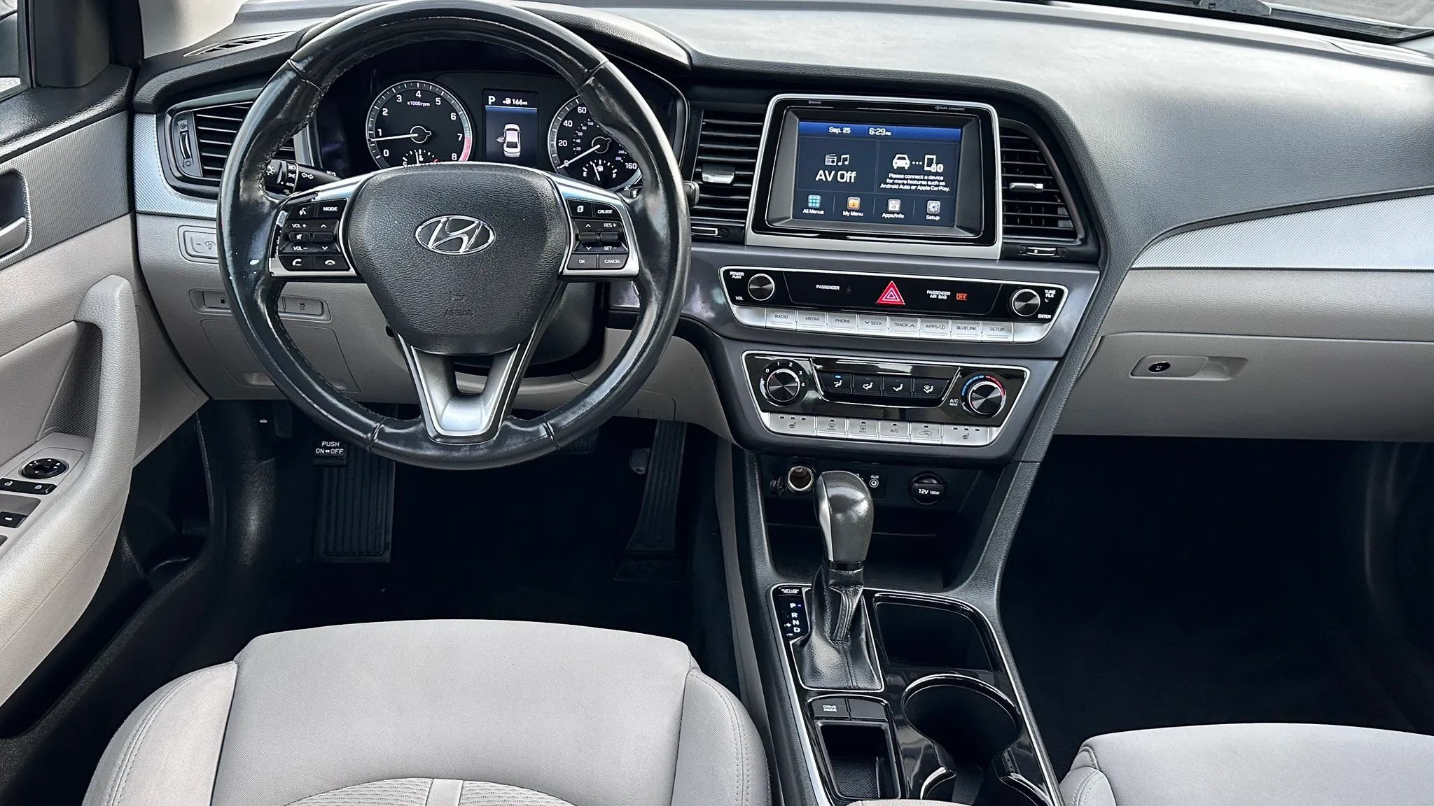 Used 2018 Hyundai Sonata SEL FWD image 14