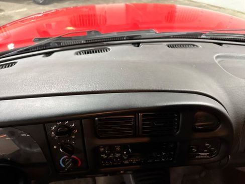 Used 1998 Dodge Ram 2500 Truck 4x4 Quad Cab image 30