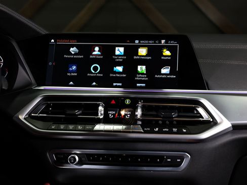 Used 2022 BMW X6 xDrive40i w/ Executive Package image 26