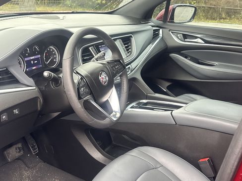 Used 2023 Buick Enclave Essence w/ Experience Buick Package image 5