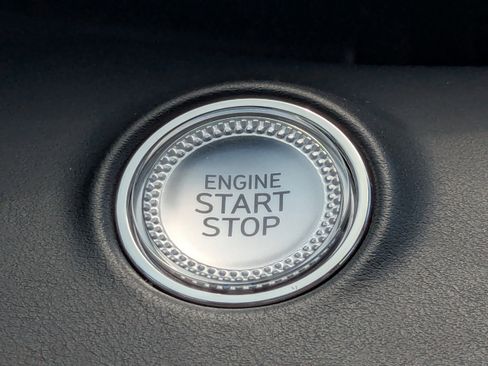 Used 2024 Genesis GV70 3.5T Sport image 31