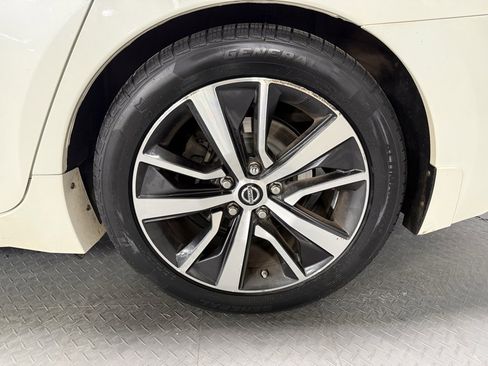 Used 2019 Nissan Maxima 3.5 SL w/ Floor Mat Group image 7