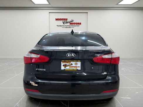 Used 2015 Kia Forte LX FWD image 4