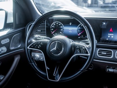 Used 2024 Mercedes-Benz GLE 350 4MATIC image 20