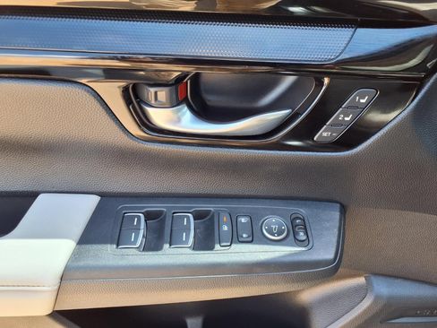 Used 2025 Honda CR-V EX-L image 23