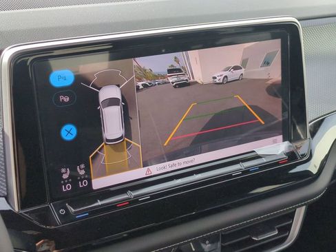 New 2026 Volkswagen Atlas Cross Sport SEL Premium R-Line AWD/4WD image 12