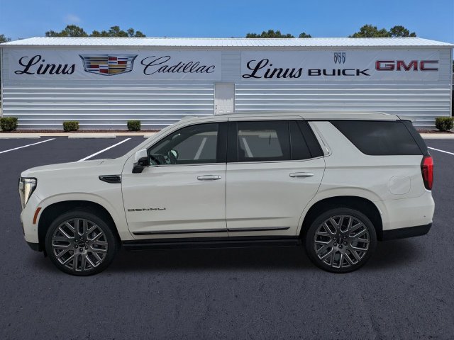 Used 2025 GMC Yukon Denali Ultimate AWD/4WD image 7