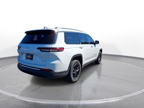 Used 2023 Jeep Grand Cherokee L Laredo AWD/4WD image 8
