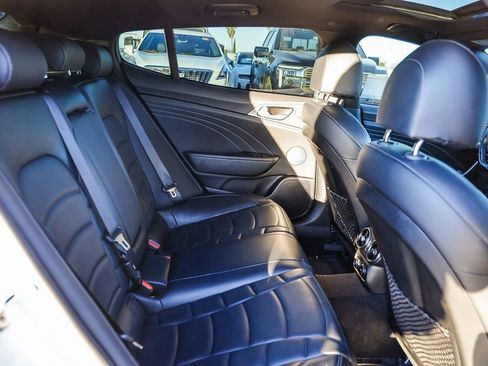 Used 2022 Kia Stinger GT2 image 20