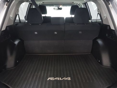 Used 2016 Toyota RAV4 XLE FWD image 13