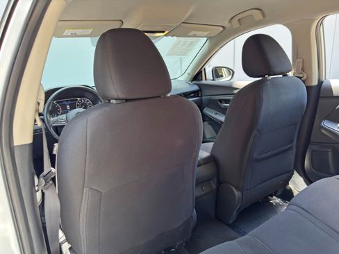 Used 2022 Nissan Sentra SV w/ Trunk Package FWD image 29