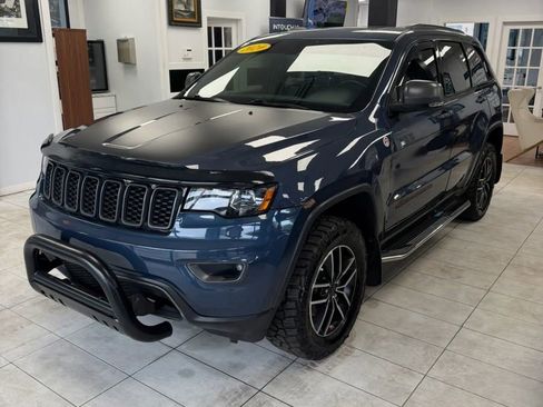 Used 2020 Jeep Grand Cherokee Trailhawk w/ Trailhawk Luxury Group AWD/4WD image 1
