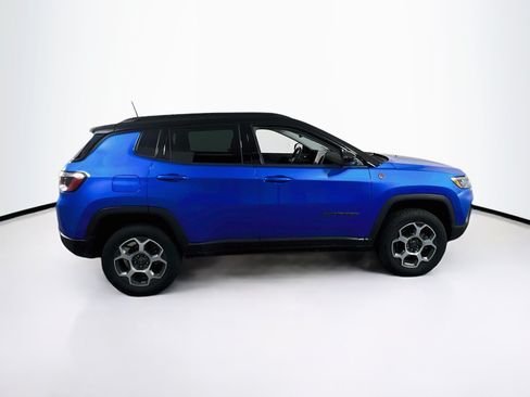 Used 2022 Jeep Compass Trailhawk w/ Sun and Sound Group AWD/4WD image 4