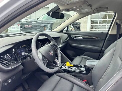 Used 2023 Buick Envision Essence AWD/4WD image 10