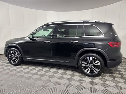 Used 2025 Mercedes-Benz GLB 250 4MATIC image 3