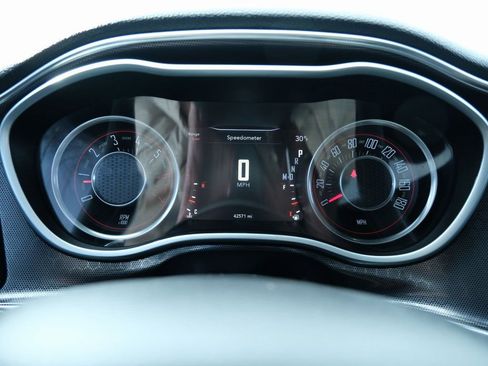 Used 2015 Dodge Challenger R/T Scat Pack w/ Leather Interior Group RWD image 6