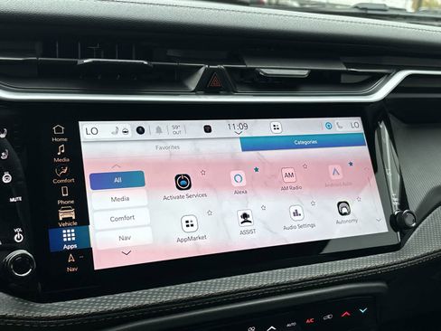 New 2026 Jeep Cherokee Overland image 19