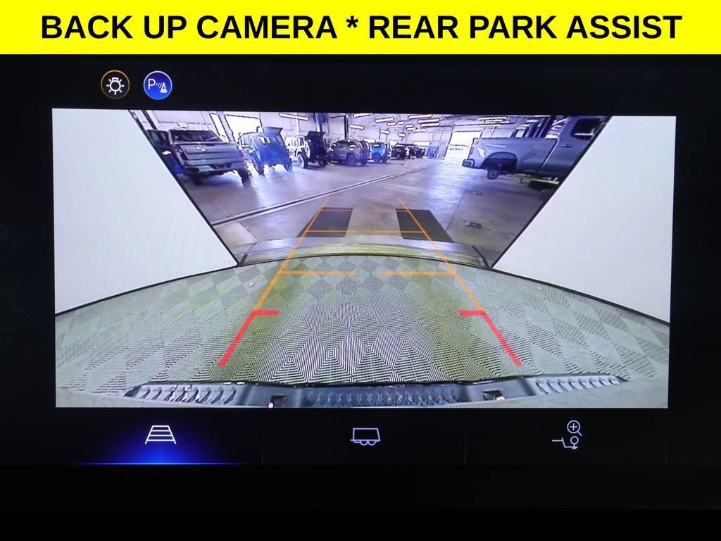 Used 2024 Chevrolet Colorado W/T w/ Safety Package RWD image 5