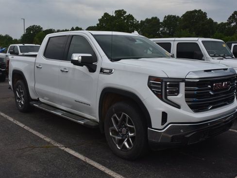 Used 2025 GMC Sierra 1500 SLT w/ SLT Premium Plus Package AWD/4WD image 2