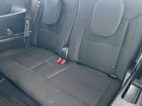 Used 2020 Ford Explorer XLT w/ Class III Trailer Tow Package image 12