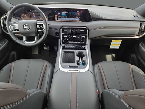 Used 2025 Nissan Armada SL w/ Captain's Chari Seat Package image 17