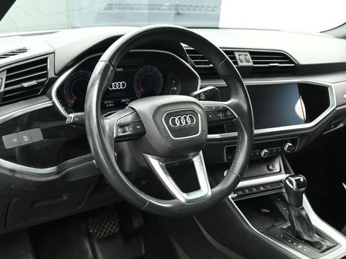 Used 2020 Audi Q3 2.0T Premium Plus w/ Premium Plus Package AWD/4WD image 28