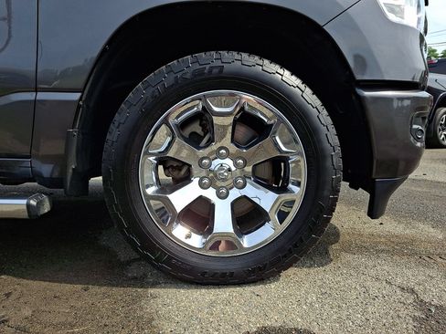 Used 2020 RAM 1500 Big Horn AWD/4WD image 9