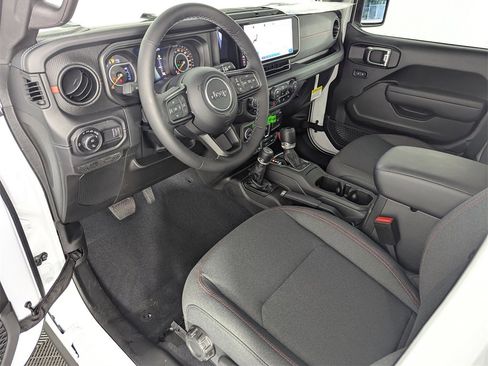 New 2025 Jeep Gladiator Rubicon w/ Safety Group image 11