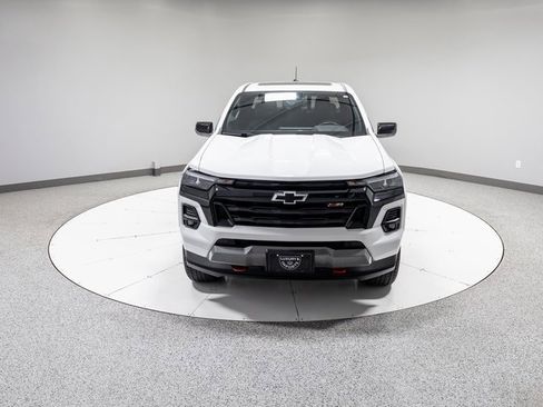 Used 2023 Chevrolet Colorado Z71 w/ Z71 Convenience Package 2 image 27