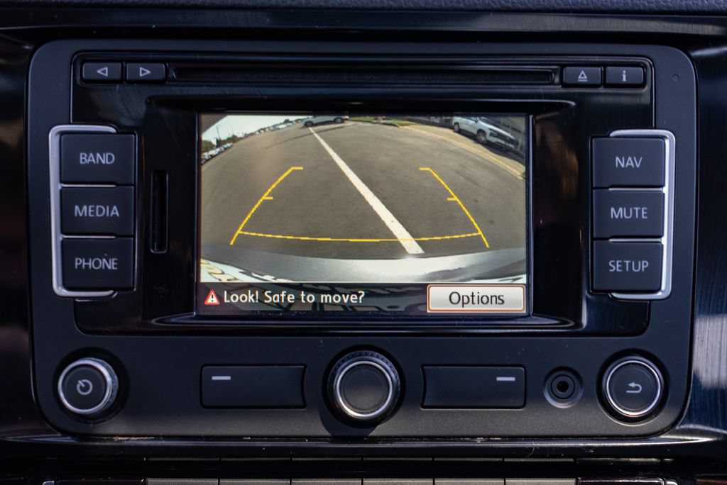 Used 2015 Volkswagen Jetta TDI SEL FWD image 19