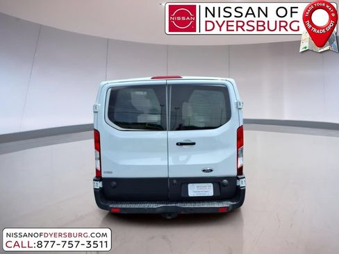 Used 2019 Ford Transit 250 148 Low Roof RWD image 4