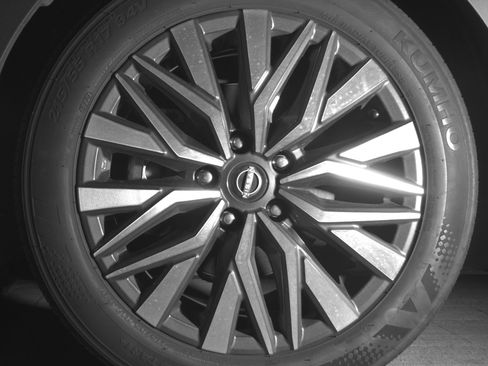 Used 2025 Nissan Altima 2.5 SV image 12