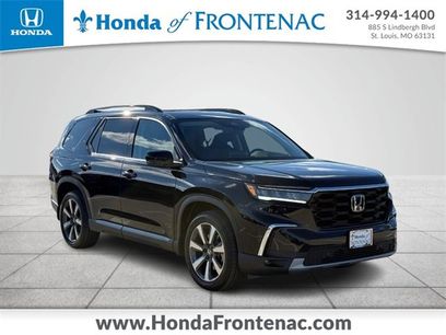 Used 2025 Honda Pilot Touring