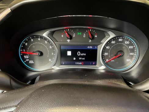 Used 2019 Chevrolet Equinox LT w/ Sun & Navigation Package AWD/4WD image 14
