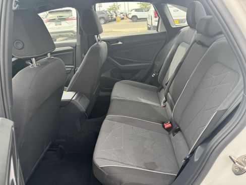 Used 2025 Volkswagen Jetta Sport FWD image 9