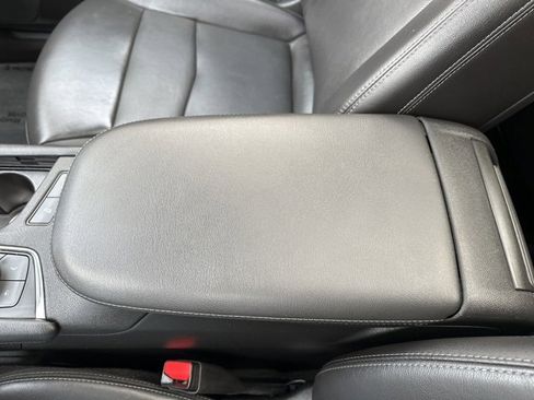 Used 2020 Cadillac XT5 Premium Luxury image 27