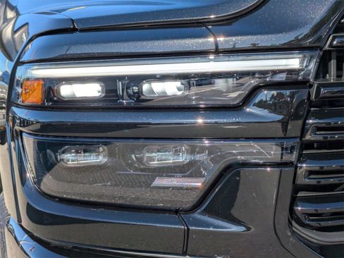 Used 2025 RAM 2500 Laramie image 33